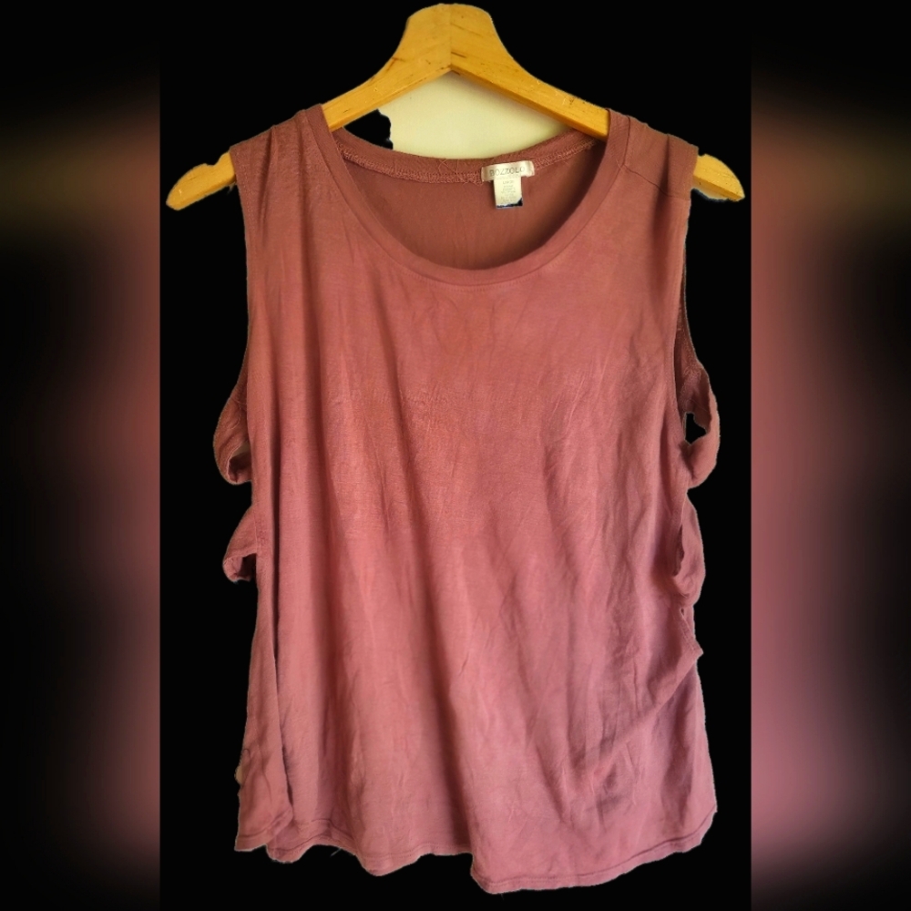 Sexy Cut Out Sides Tank